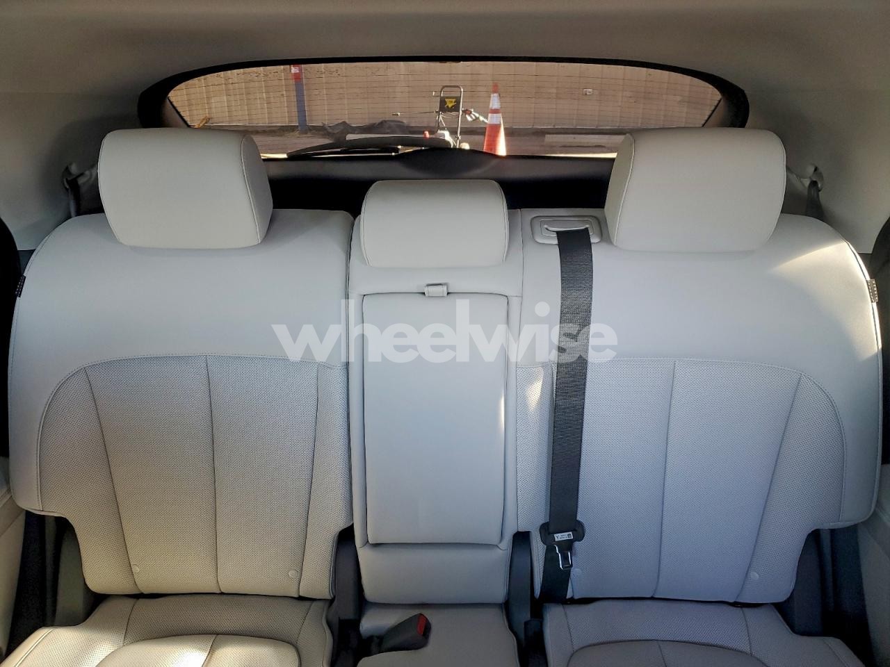 Photo 10 of 2025 HYUNDAI IONIQ 5 LIMITED (VIN 7YAKRDDC0SY003682)