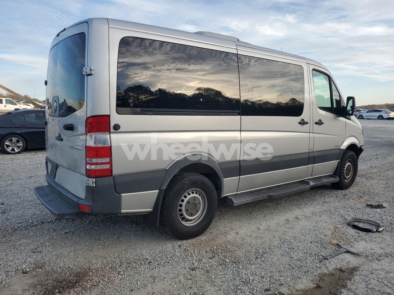 Photo 3 of 2016 MERZ SPRINTER CARGO 2500 (VIN 8BRPE7CD0GE129939)