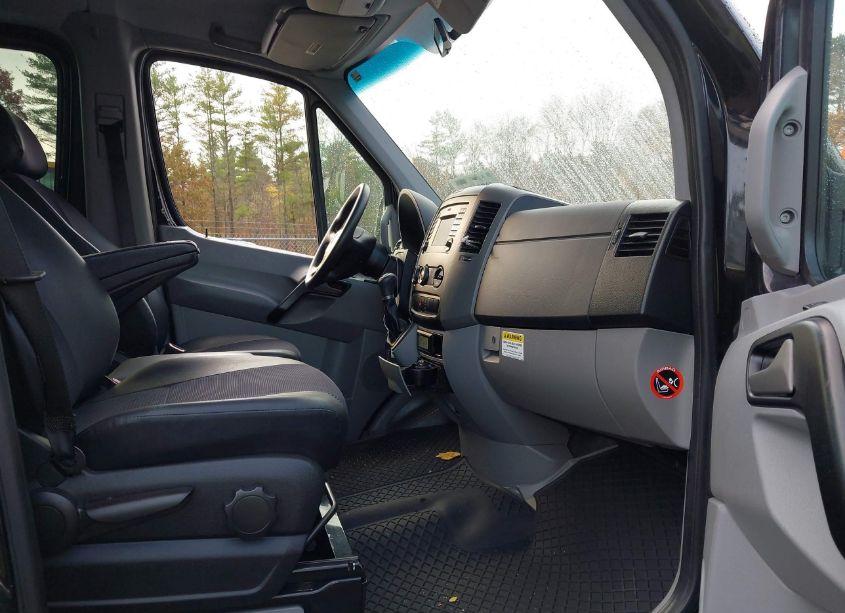 Photo 5 of 2016 Mercedes-benz Sprinter 2500 NORMAL ROOF (VIN 8BTPE7CD7GE125106)