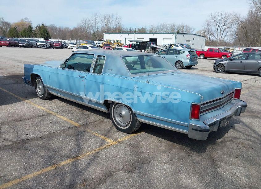 Photo 3 of 1978 Lincoln Continental (VIN 8Y81A942604)