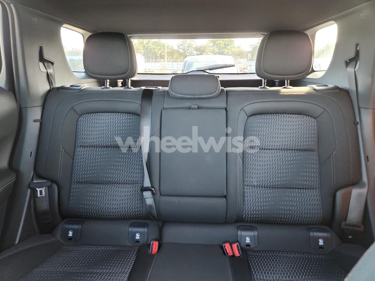 Photo 10 of 2025 CHEVROLET EQUINOX LT (VIN 9362NN6A69B050001)