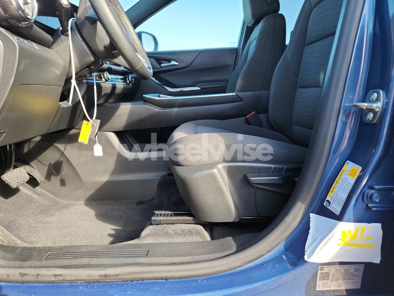 Photo 13 of 2025 CHEVROLET EQUINOX LT (VIN 9362NN6A69B050001)