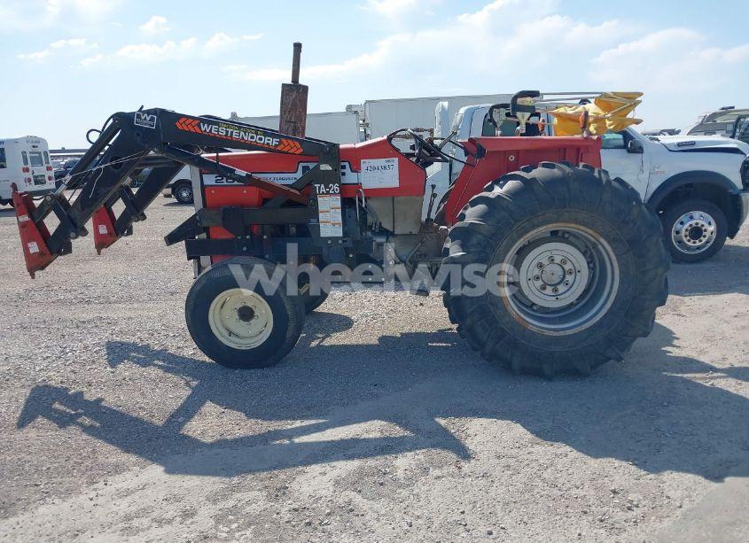 Photo 14 of 1995 Massey Ferguson TRACTOR (VIN 9A347079)