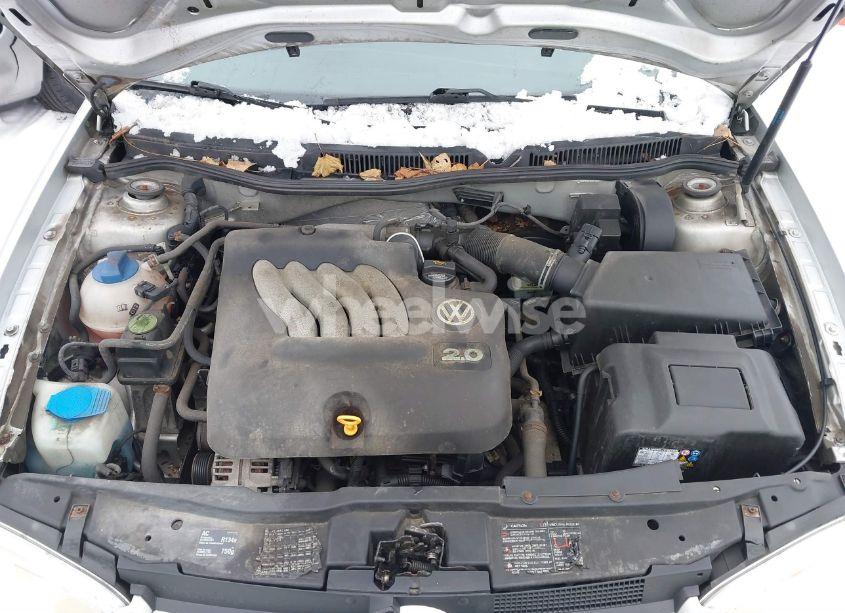 Photo 10 of 2005 Volkswagen Golf GL 2.0L (VIN 9BWFL61J054001568)