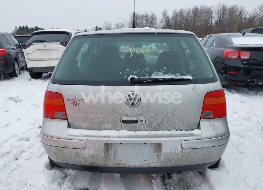 Photo 16 of 2005 Volkswagen Golf GL 2.0L (VIN 9BWFL61J054001568)