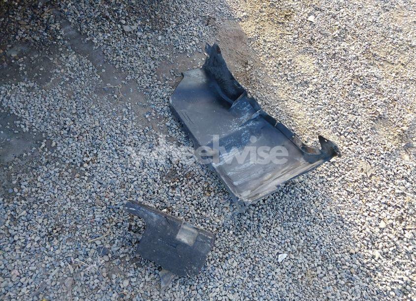 Photo 12 of 2004 Volkswagen Golf GL 2.0L (VIN 9BWFL61J544011236)