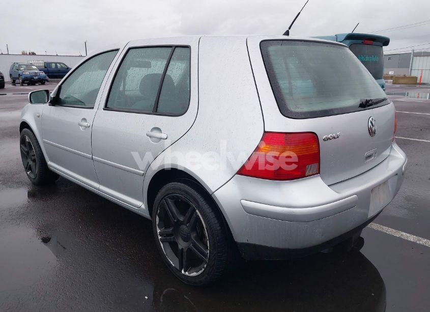 Photo 3 of 2005 Volkswagen Golf GL 2.0L (VIN 9BWFL61J754032655)