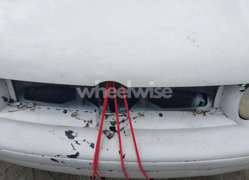 Photo 12 of 2005 Volkswagen Golf GL 2.0L (VIN 9BWFL61J854018019)