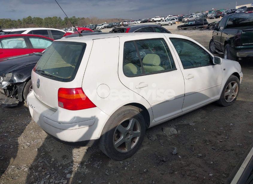 Photo 4 of 2005 Volkswagen Golf GL 2.0L (VIN 9BWFL61J854018019)