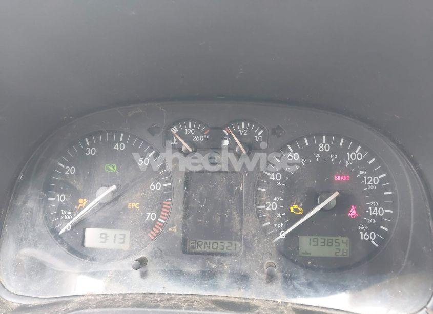 Photo 7 of 2005 Volkswagen Golf GL 2.0L (VIN 9BWFL61J854018019)