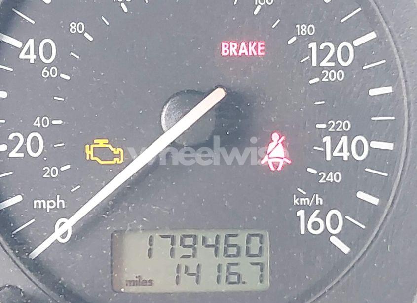 Photo 14 of 2004 Volkswagen Golf GLS 2.0L (VIN 9BWGL61J444009062)