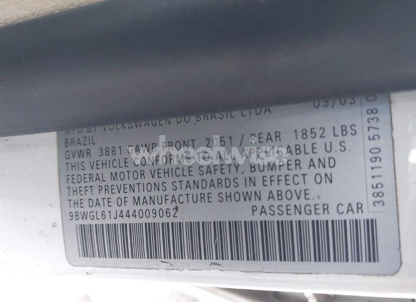 Photo 9 of 2004 Volkswagen Golf GLS 2.0L (VIN 9BWGL61J444009062)