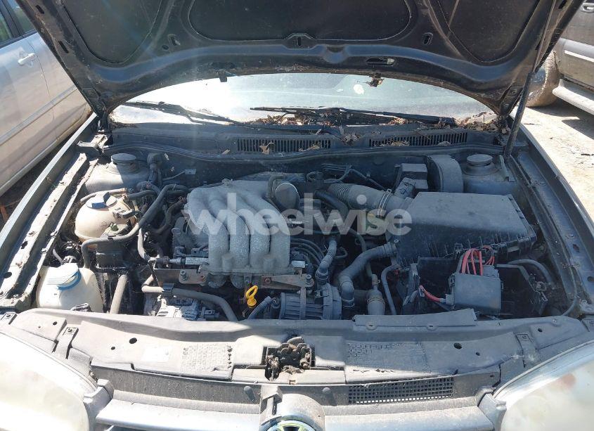 Photo 10 of 2005 Volkswagen Golf GLS 2.0L (VIN 9BWGL61J654000820)