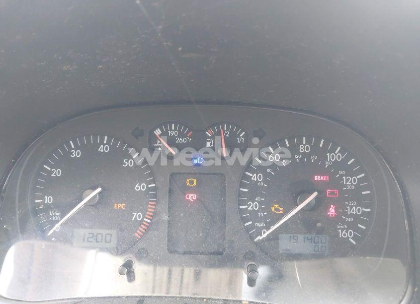 Photo 7 of 2005 Volkswagen Golf GLS 2.0L (VIN 9BWGL61J654000820)