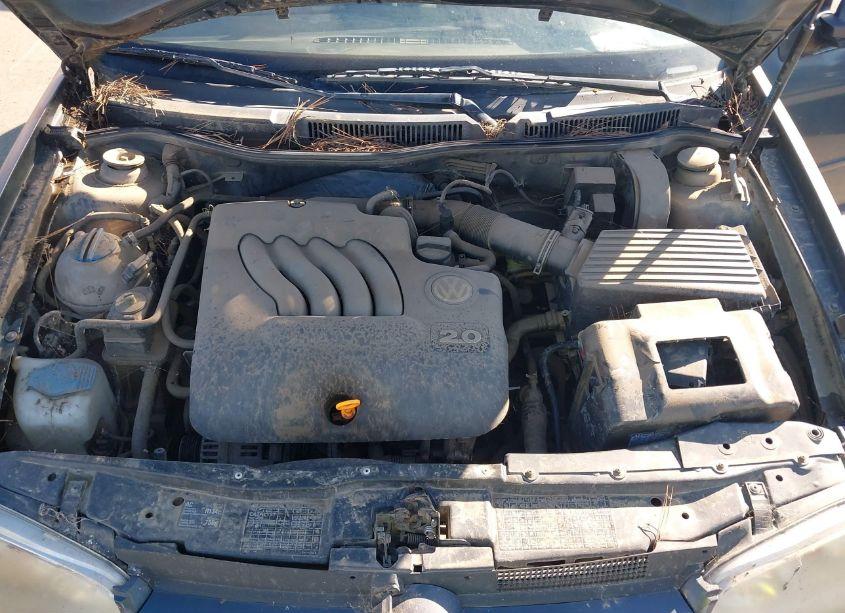 Photo 10 of 2005 Volkswagen Golf GLS 2.0L (VIN 9BWGL61J654034823)