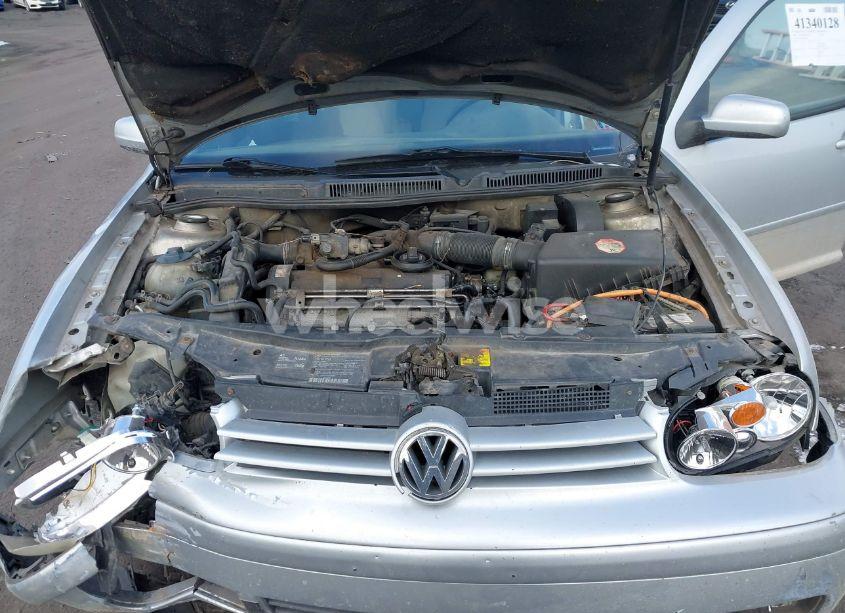 Photo 10 of 2005 Volkswagen Golf GLS TDI (VIN 9BWGR61J054001055)
