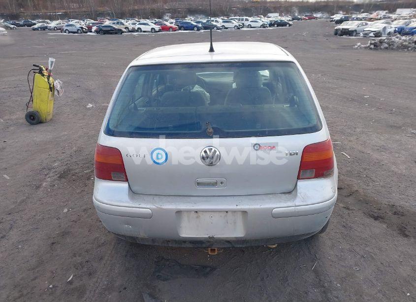 Photo 16 of 2005 Volkswagen Golf GLS TDI (VIN 9BWGR61J054001055)