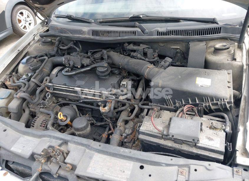 Photo 10 of 2005 Volkswagen Golf GLS TDI (VIN 9BWGR61J454001608)