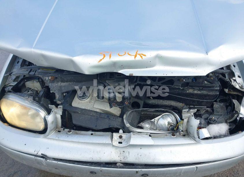 Photo 10 of 2005 Volkswagen Golf GLS TDI (VIN 9BWGR61J554016277)