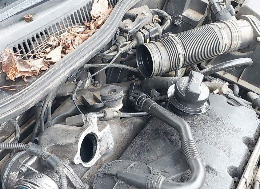 Photo 18 of 2004 Volkswagen Golf GLS TDI (VIN 9BWGR61J944017219)