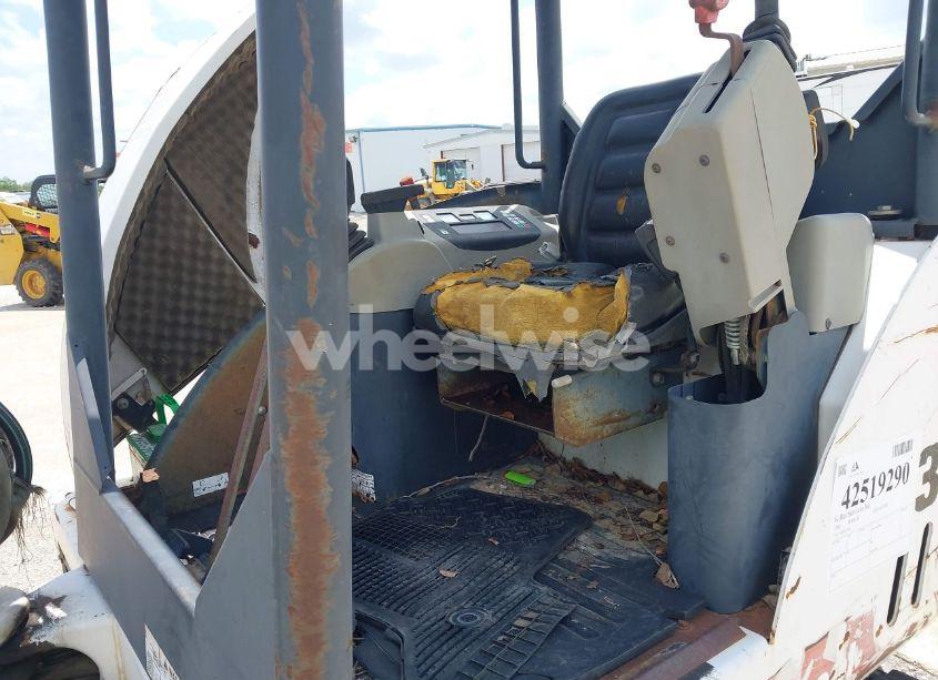 Photo 8 of 2008 Bobcat Excautor N/A (VIN A2PG11596)