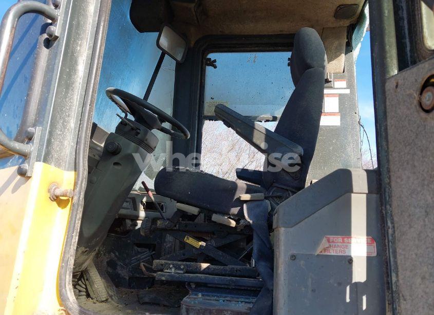 Photo 5 of 2000 Komatsu Wa 180-3L (VIN A80593)