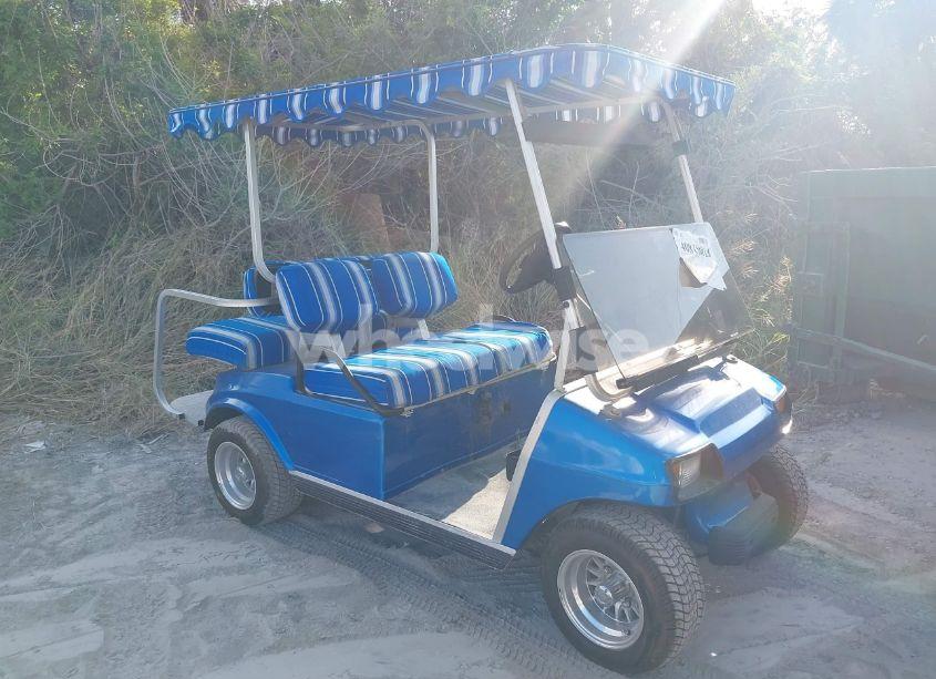 1999 Club Car - Photo 1