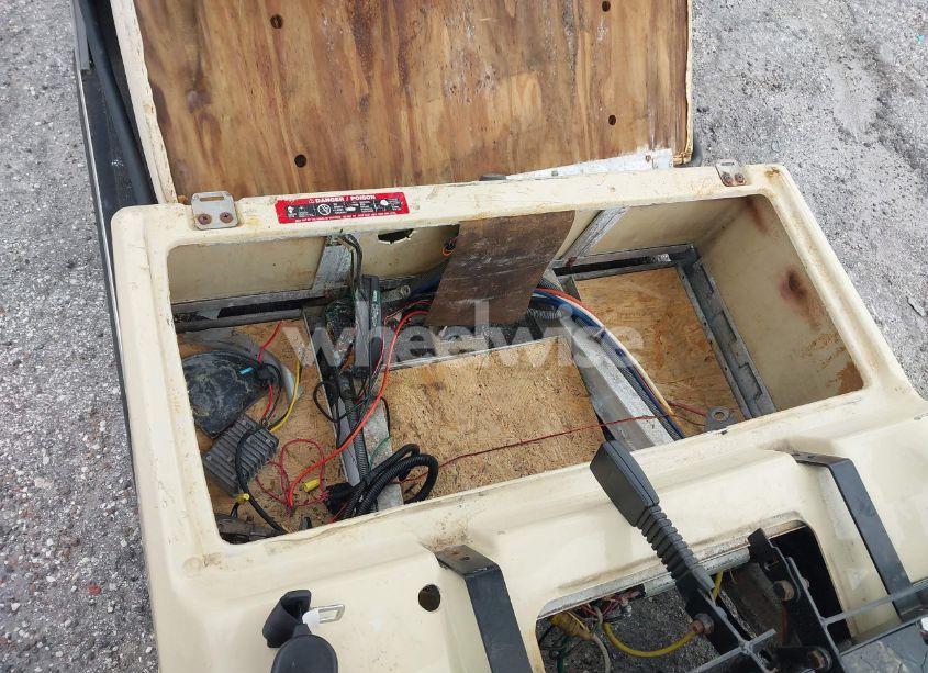 Photo 10 of 1998 Club Car GOLF CART (VIN A9814655485)