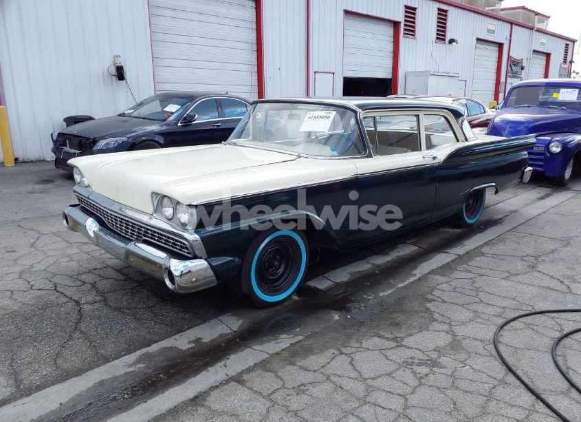 Photo 2 of 1959 Ford Fairlane (VIN A9LG121219)