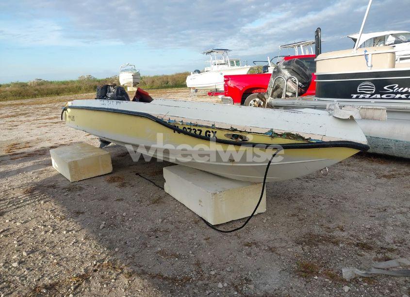 1998 Action Craft COASTLINE (VIN AFQ17198H889) main photo