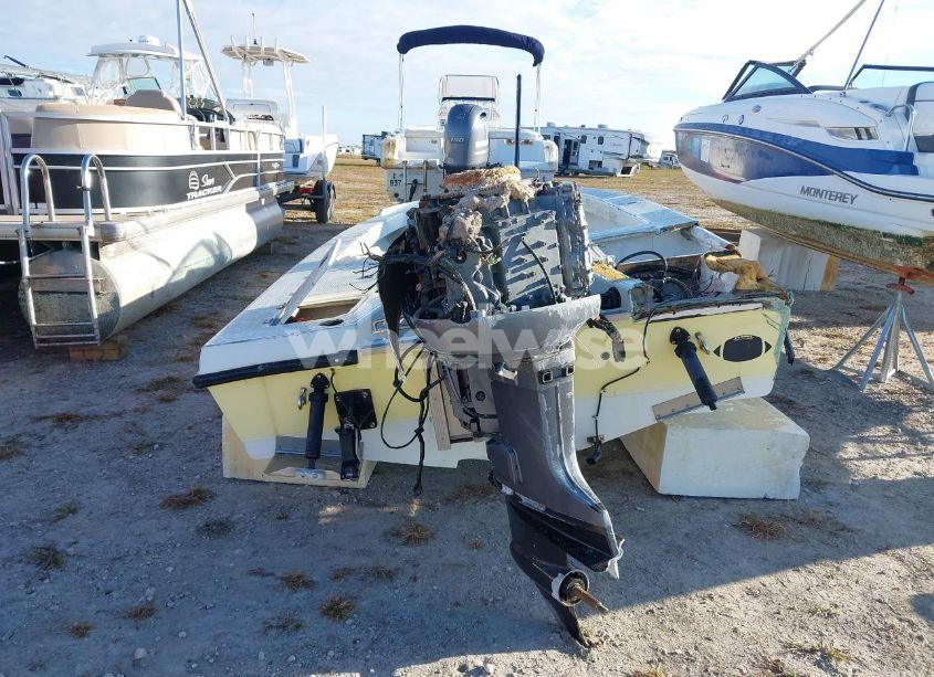 Photo 13 of 1998 Action Craft COASTLINE (VIN AFQ17198H889)