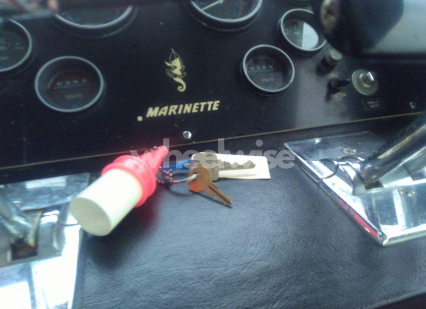 Photo 11 of 1983 Cruisers Yachts MARINETTE (VIN ALC814110183)