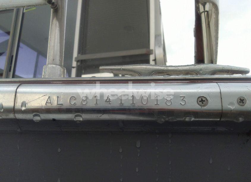 Photo 9 of 1983 Cruisers Yachts MARINETTE (VIN ALC814110183)