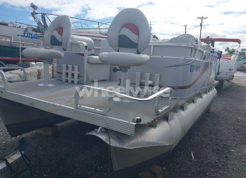 Photo 2 of 2016 Apex Other N/A (VIN APX20340G516)