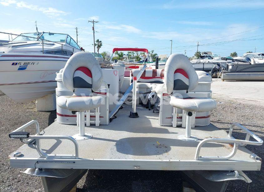 Photo 6 of 2016 Apex Other N/A (VIN APX20340G516)