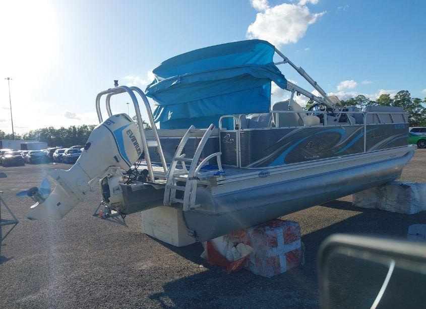 Photo 4 of 2019 Apex Other N/A (VIN APX28090E919)