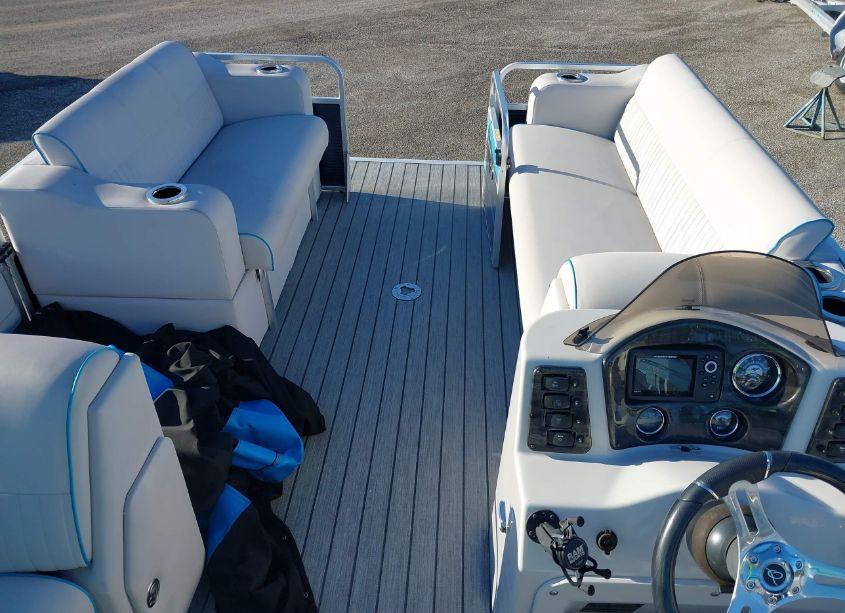 Photo 5 of 2019 Apex Other N/A (VIN APX28090E919)