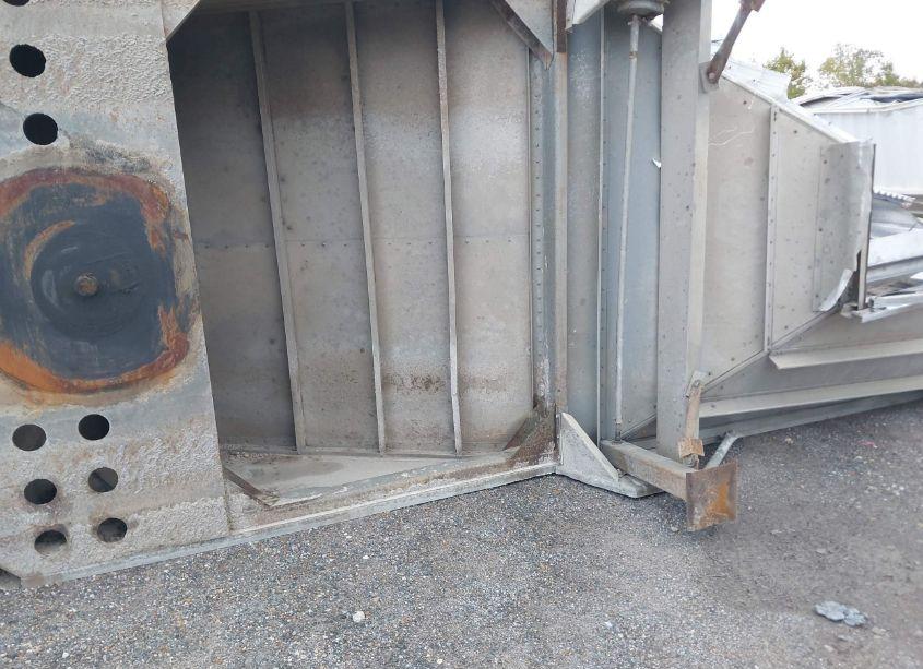 Photo 2 of 1992 Homemade Belly DUMP (VIN ARKVIN01917168878)