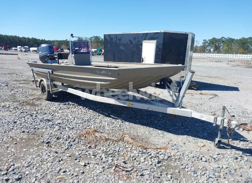 2020 Alweld 20' BOAT (VIN AWLC1488G920) main photo