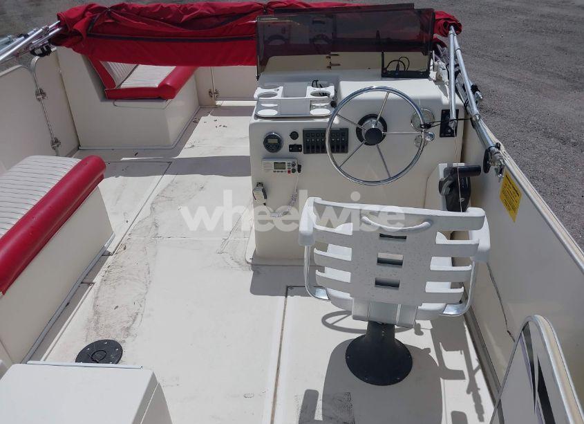 Photo 5 of 2018 Beach Cat OTHER (VIN BHT424BHF718)