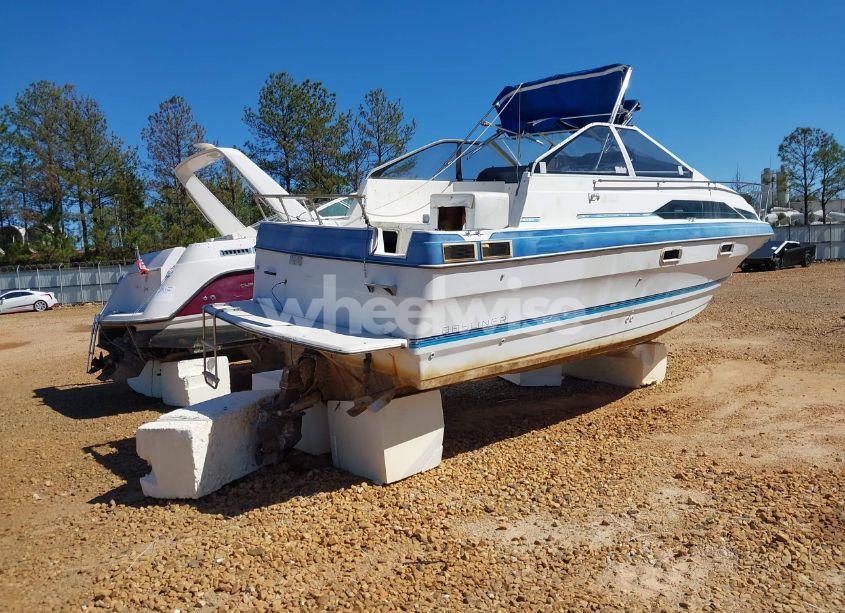 Photo 4 of 1988 Bayliner 2650 (VIN BL2A318TH788)