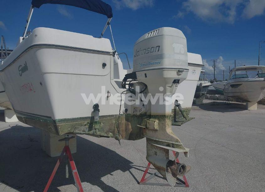 Photo 10 of 1998 Seaswirl Boat (VIN BRCN085CJ798)