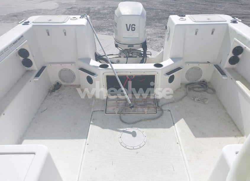 Photo 8 of 1998 Seaswirl Boat (VIN BRCN085CJ798)