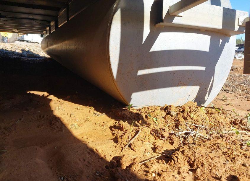 Photo 15 of 2014 Suntracker Other N/A (VIN BUJ02595G314)