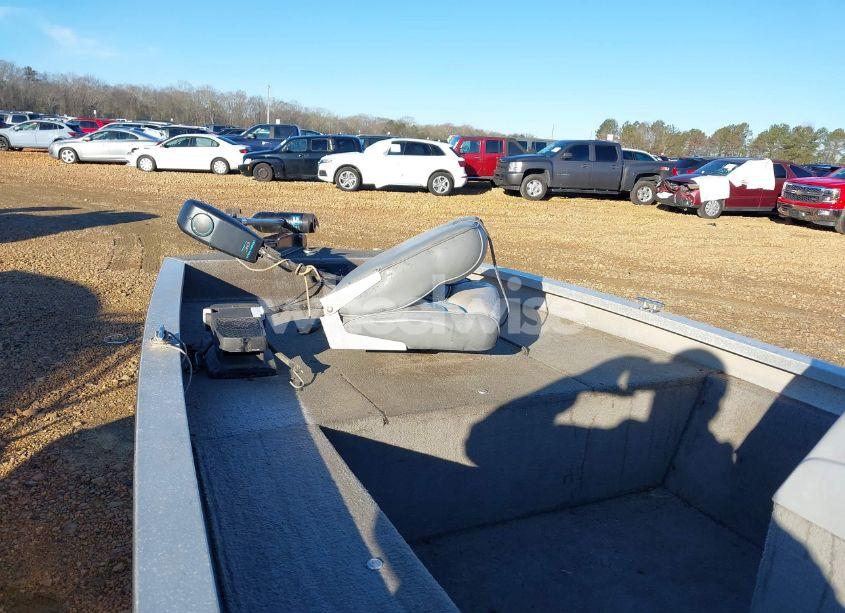 Photo 5 of 1995 Basstracker Boat N/A (VIN BUJ06619B595)