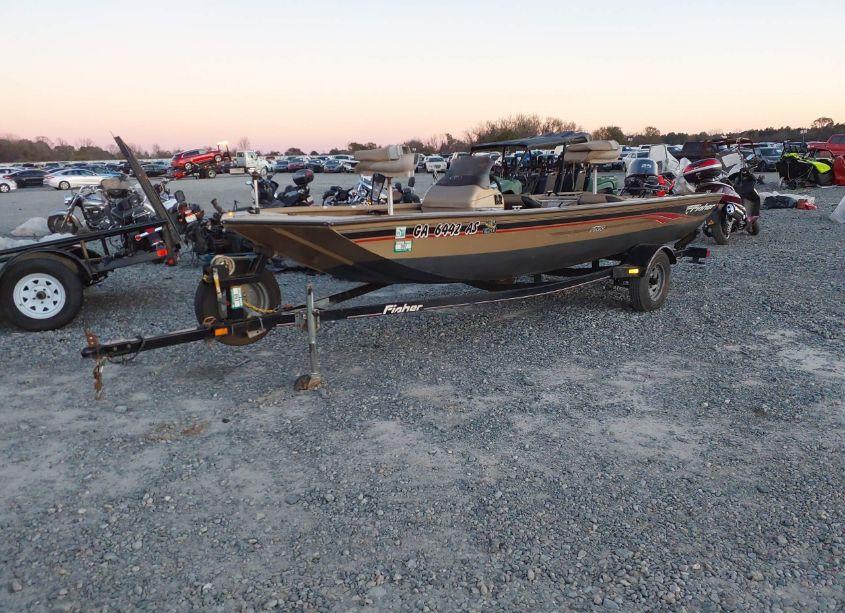 Photo 2 of 2005 Fisher Other N/A (VIN BUJ16414I405)