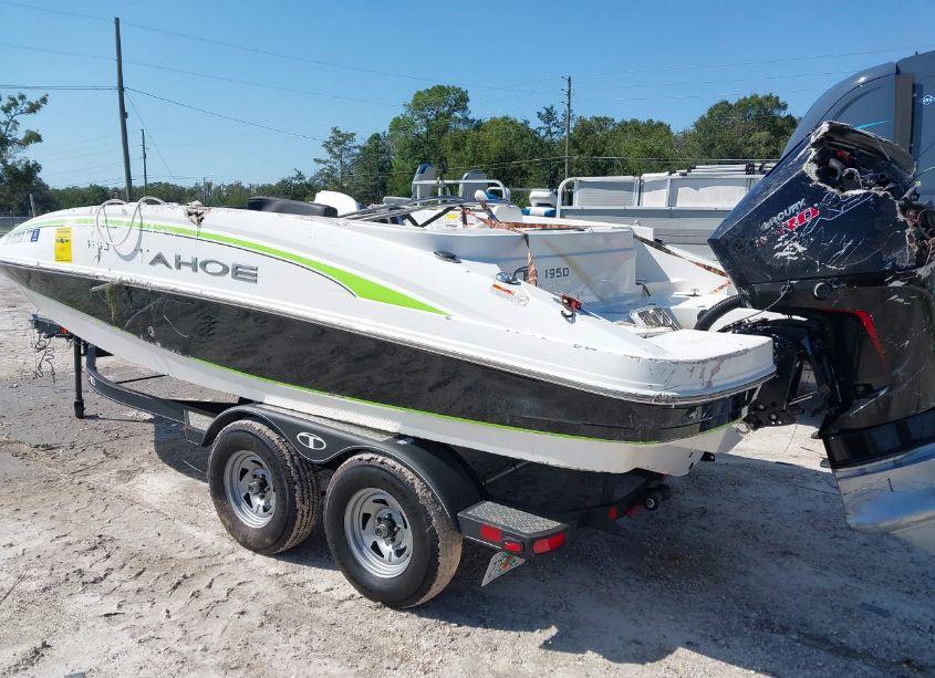 Photo 3 of 2022 Tahoe Other N/A (VIN BUJ35872H122)