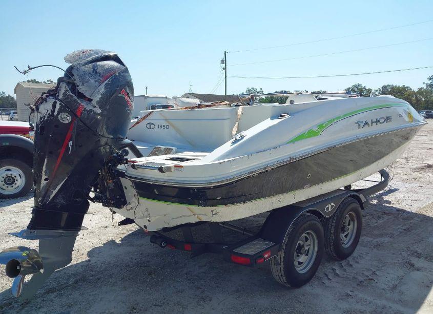 Photo 4 of 2022 Tahoe Other N/A (VIN BUJ35872H122)