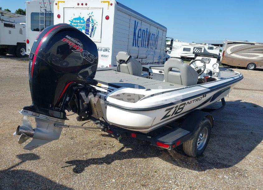 Photo 4 of 2021 Nitro Bassboat (VIN BUJ70260A121)