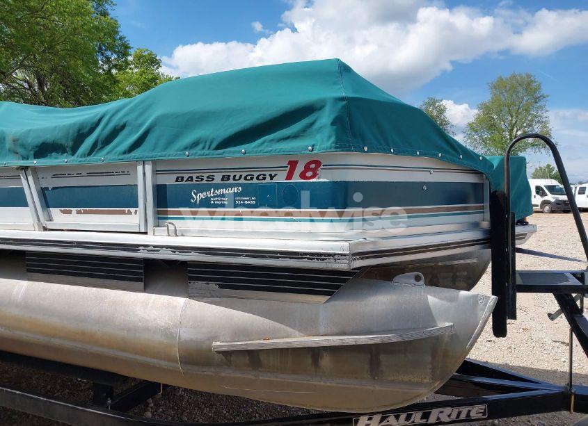 Photo 6 of 1998 Suntracker Poonton N/A (VIN BUJ92890B898)